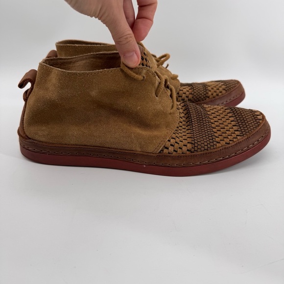 UGG Men’s Brown Pattern Suede Sherpa Lined Lace Up Booties Size 9.5 - Picture 1 of 6